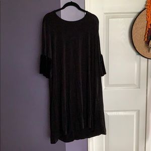 Agnes and Dora black tunic